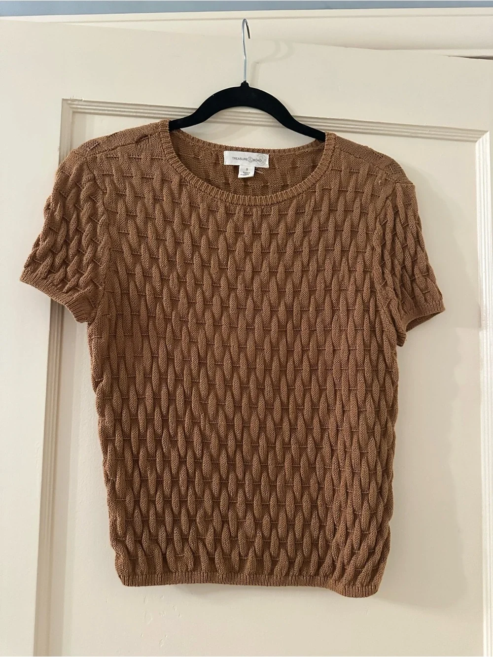 Treasure & Bond Short Sleeve Cable Knit Sweater - Camel Brown